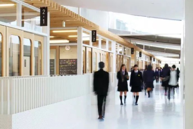 量身定制！麥肯創(chuàng)意校園標(biāo)識導(dǎo)視系統(tǒng)上線，再也不會迷路了?。ㄉ希? title=