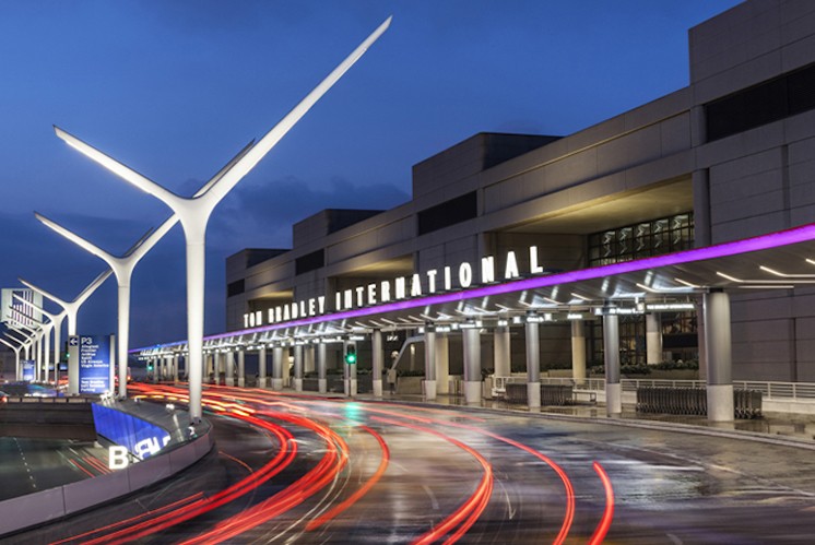 機(jī)場標(biāo)識設(shè)計(jì)如何有效提升旅客出行感受？